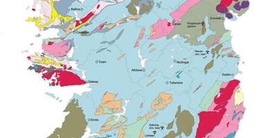 แผนที่ของ geological นแผนที่ของไอร์แลนด์มันแตกต่างกันยัง